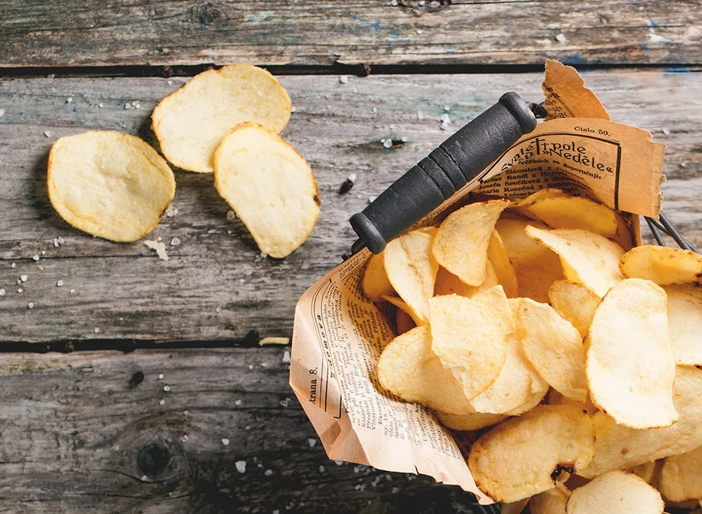 How Many Carbs Are in Potato Chips?